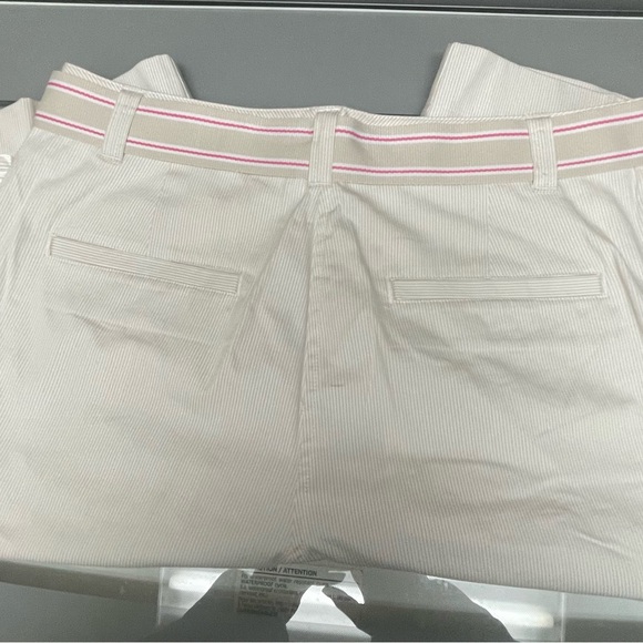Kim Rogers Cream Pinstripe 4 Pocket Belted Bermuda Shorts NWT - Picture 2 of 8